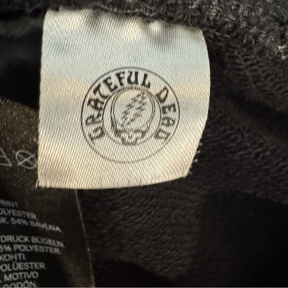 Grateful Dead x H&M Walking Bears Shorts Size XL - Picture 9 of 9